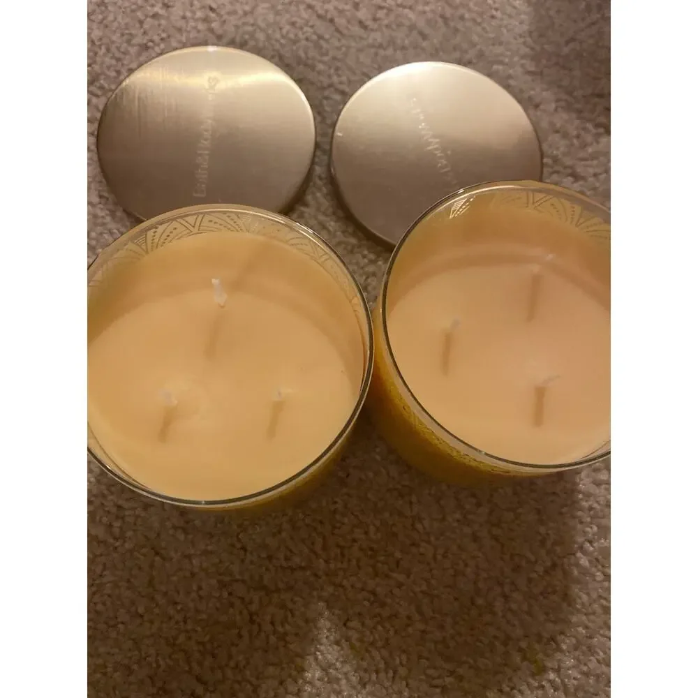 Bath Body Works‎ hot buttered rum candles 2x